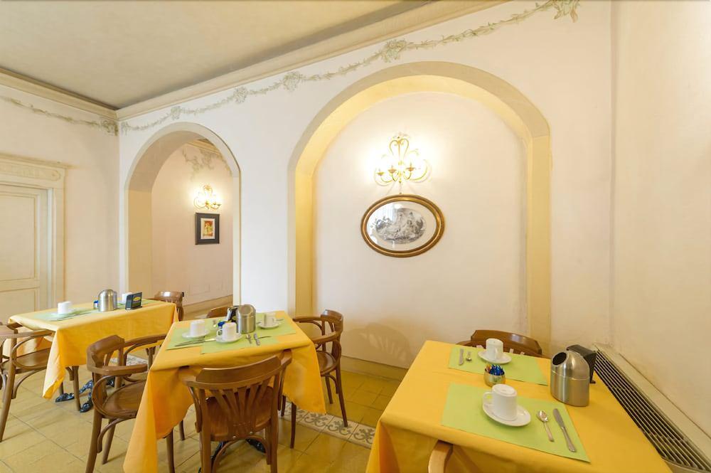 Hotel Moderno Pisa Exterior foto
